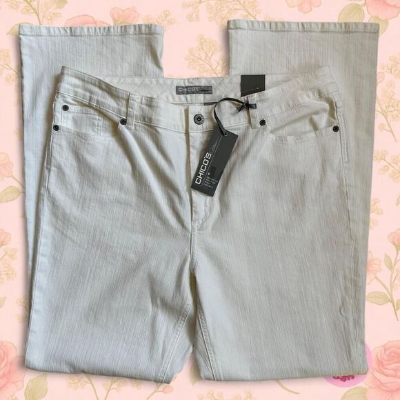 NWT Chico’s White Straight Leg Jeans Size 3 (XL - 16) - Minimalist Summer Pants - Picture 1 of 8
